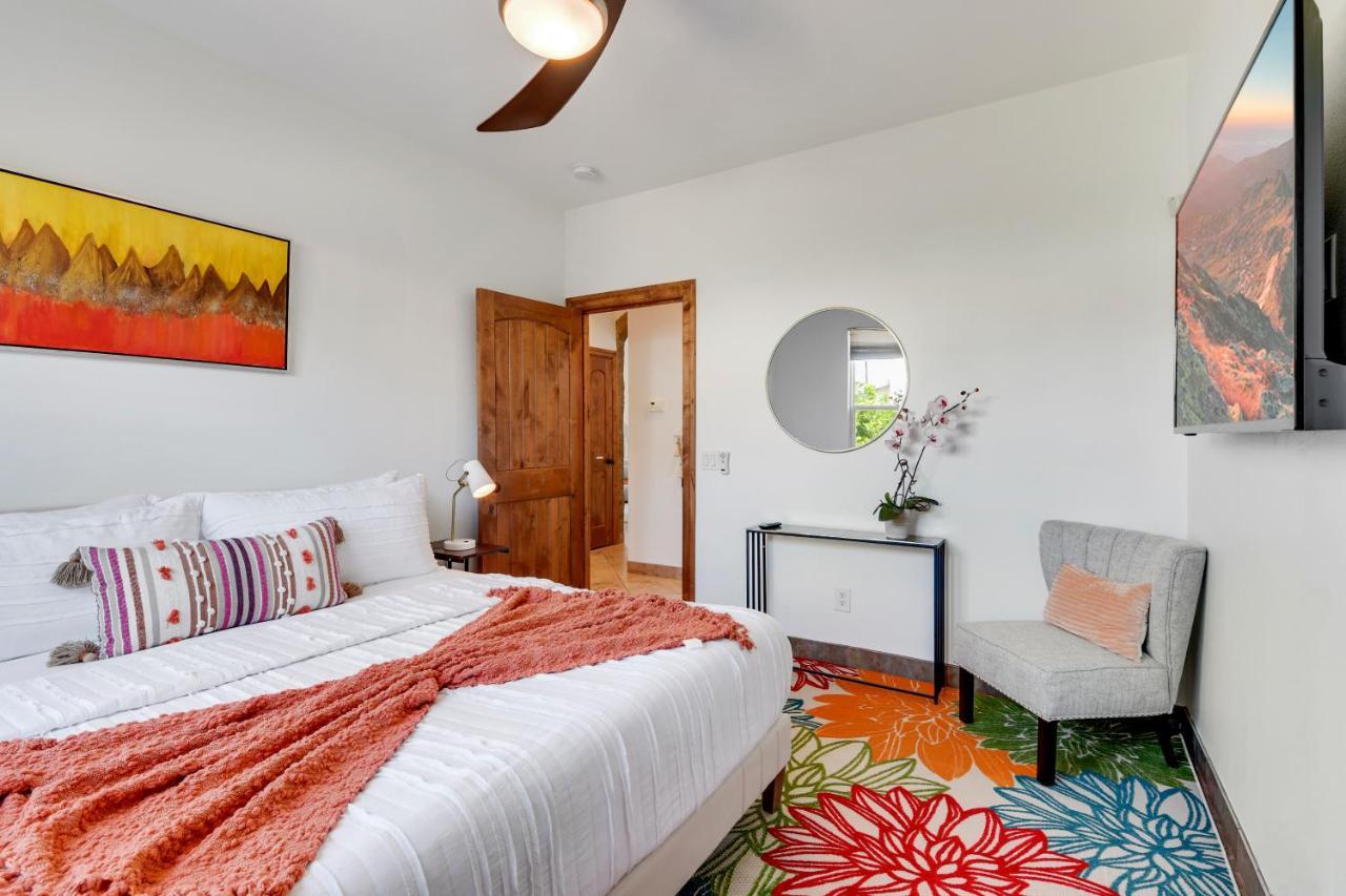 A Beautiful Desert Escape With Everything Need